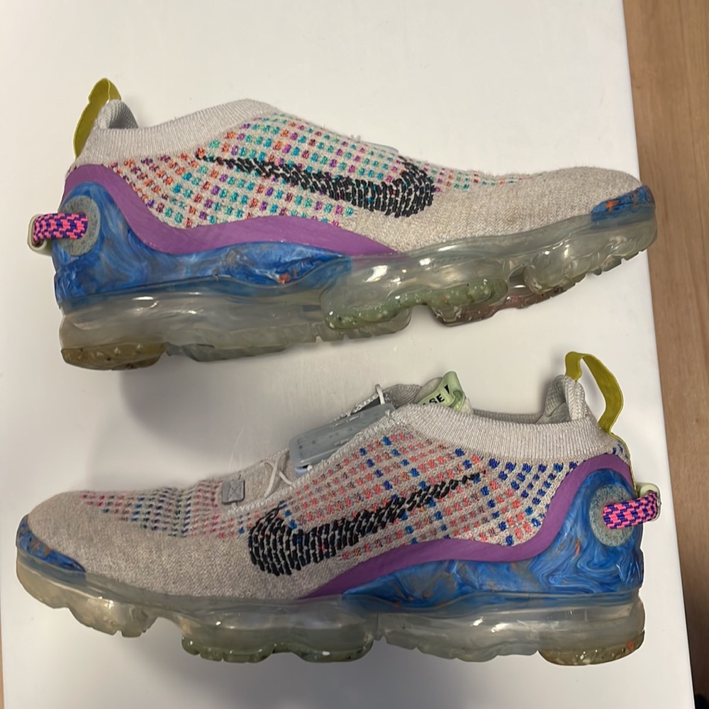 Nike Vapor Max Size 6.5 W Pure Platinum Multicolor - Picture 3 of 3